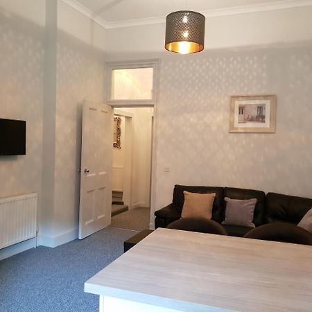إدنبرة Our City - Blackwood Apartment المظهر الخارجي الصورة