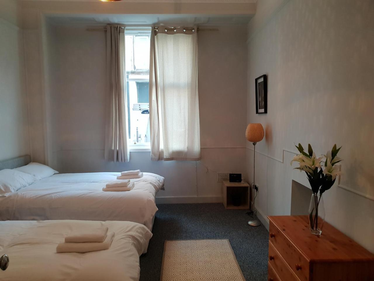 إدنبرة Our City - Blackwood Apartment المظهر الخارجي الصورة